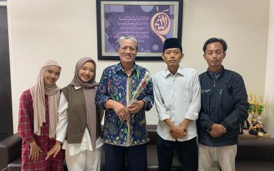 Berita: Peringatan Hari Guru oleh BEM FKIP Universitas Nahdlatul Ulama Surabaya (Unusa)